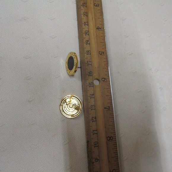 st john post earrings - Picture 3 of 4